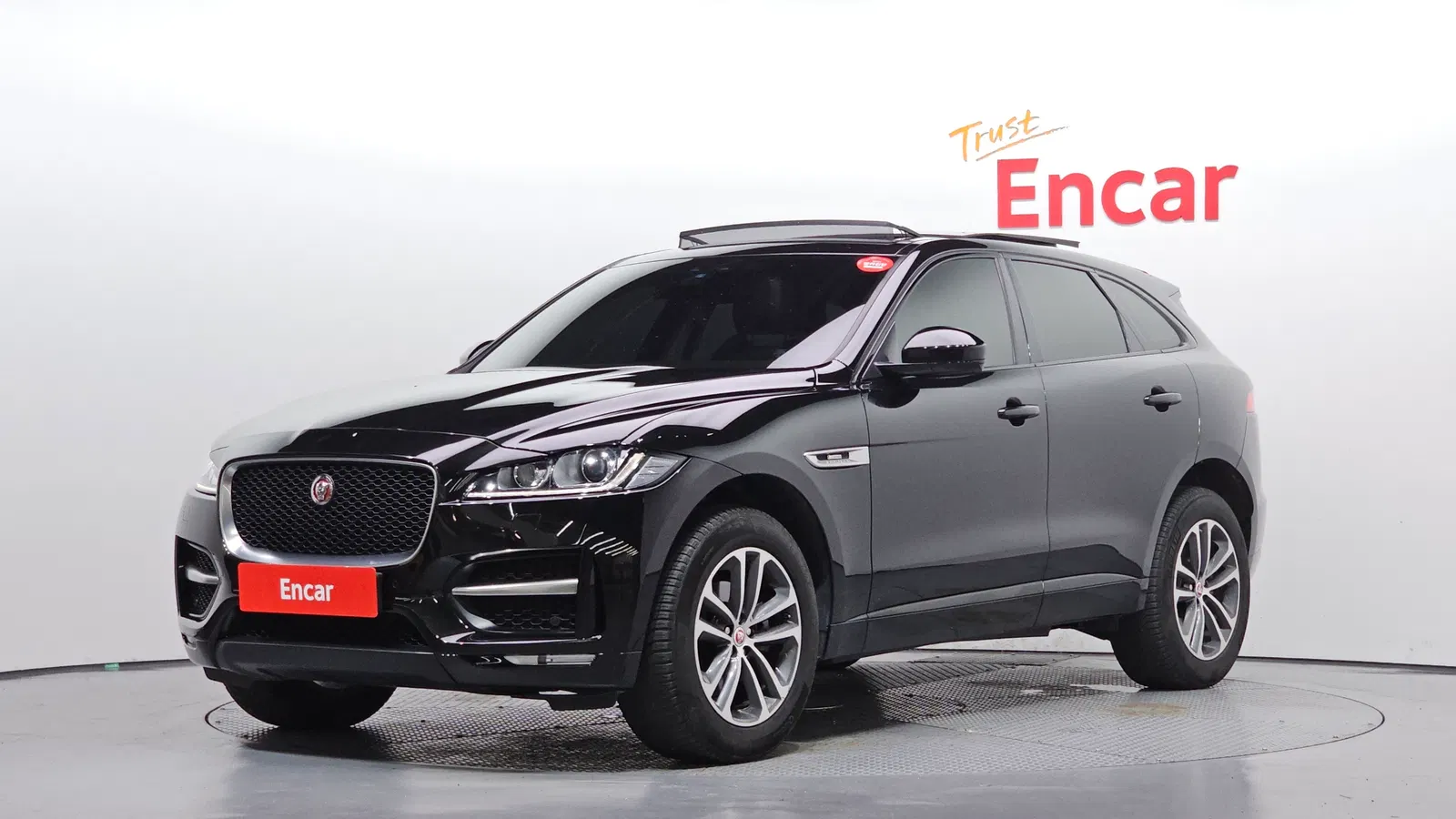 Jaguar F-PACE 20d R-Sport 2018 — photo 1 sur 20
