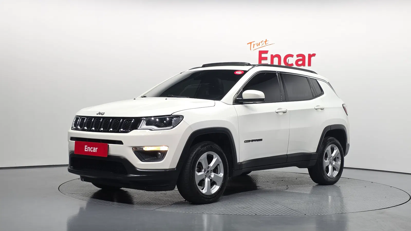 Jeep Compass 2e génération 2.4 Longitude AWD 2018 — photo 1 sur 30