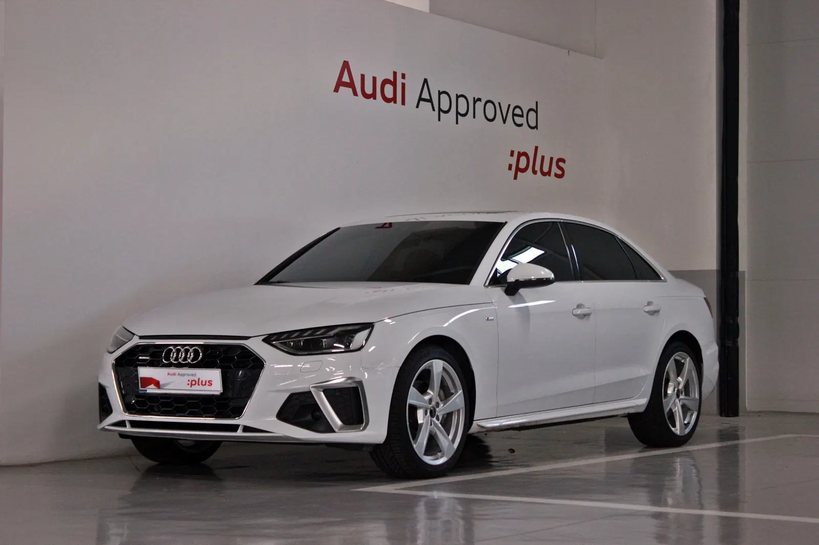 Audi A4 (B9) 40 TDI Quattro Premium 2022 — photo 1 sur 26