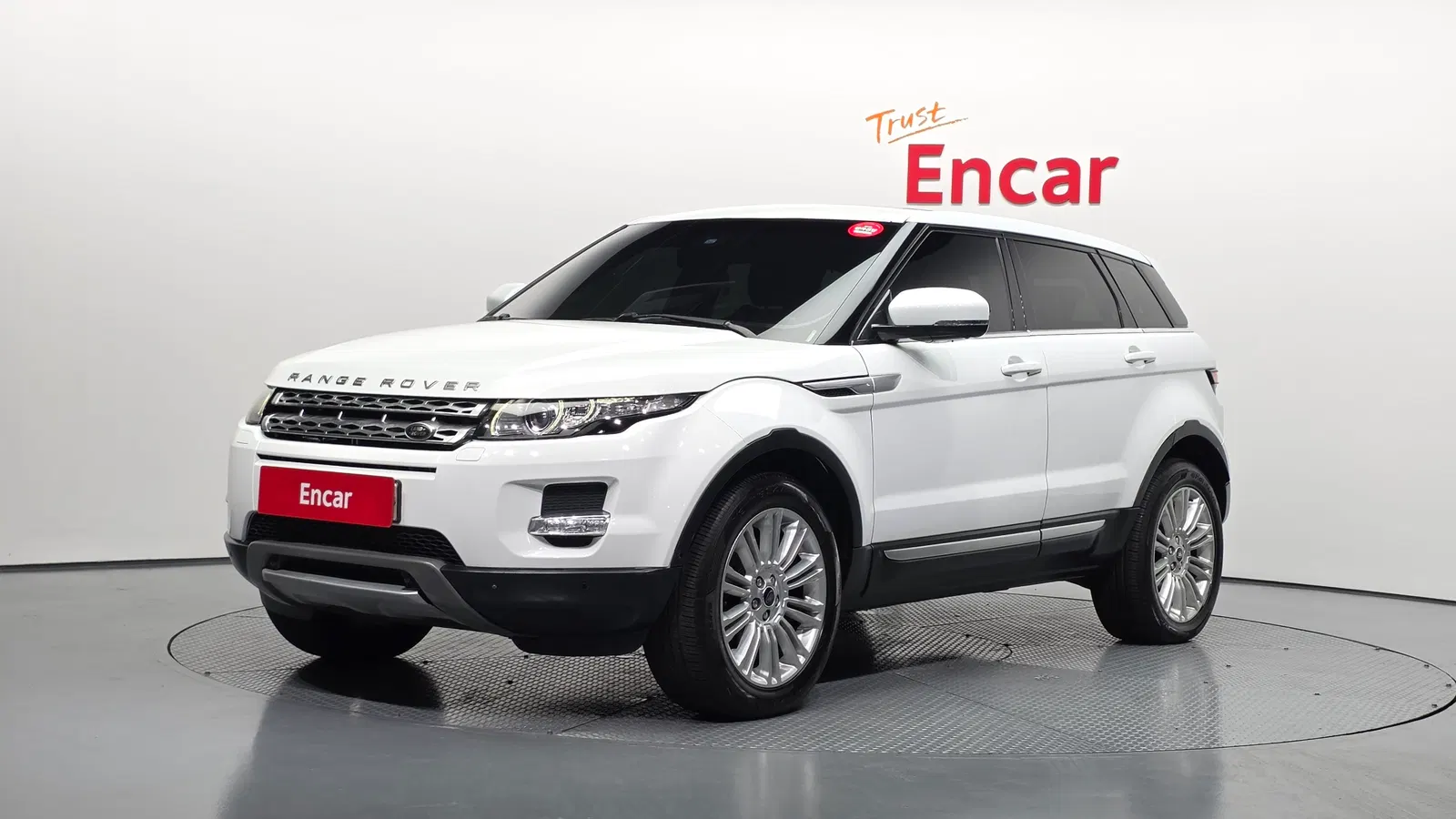 Land Rover Range Rover Evoque 2.0 Si4 Prestige 2013 — photo 1 sur 20