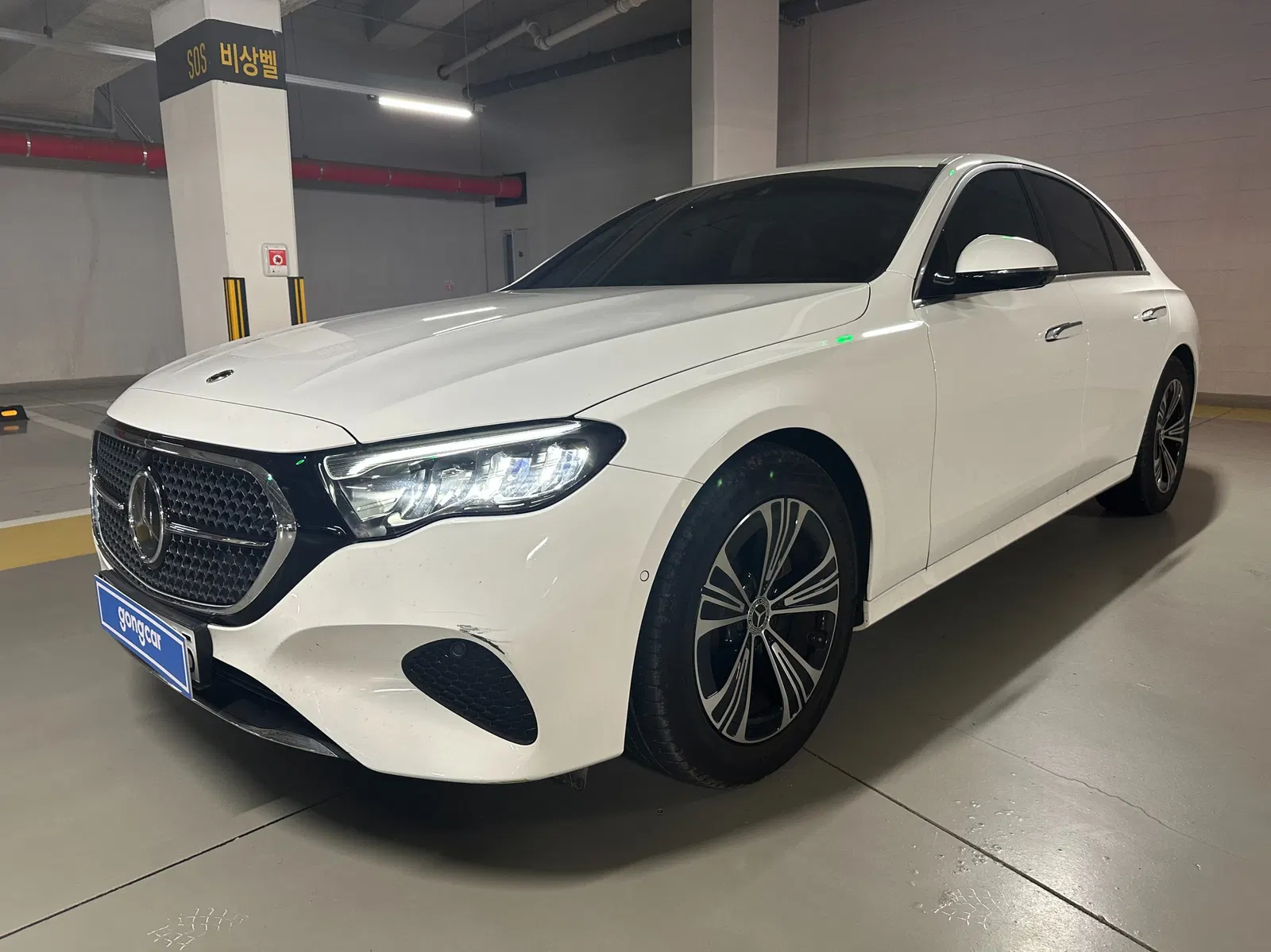 Mercedes-Benz Classe E E200 Avantgarde Limited (W214) 2025 — photo 1 sur 26