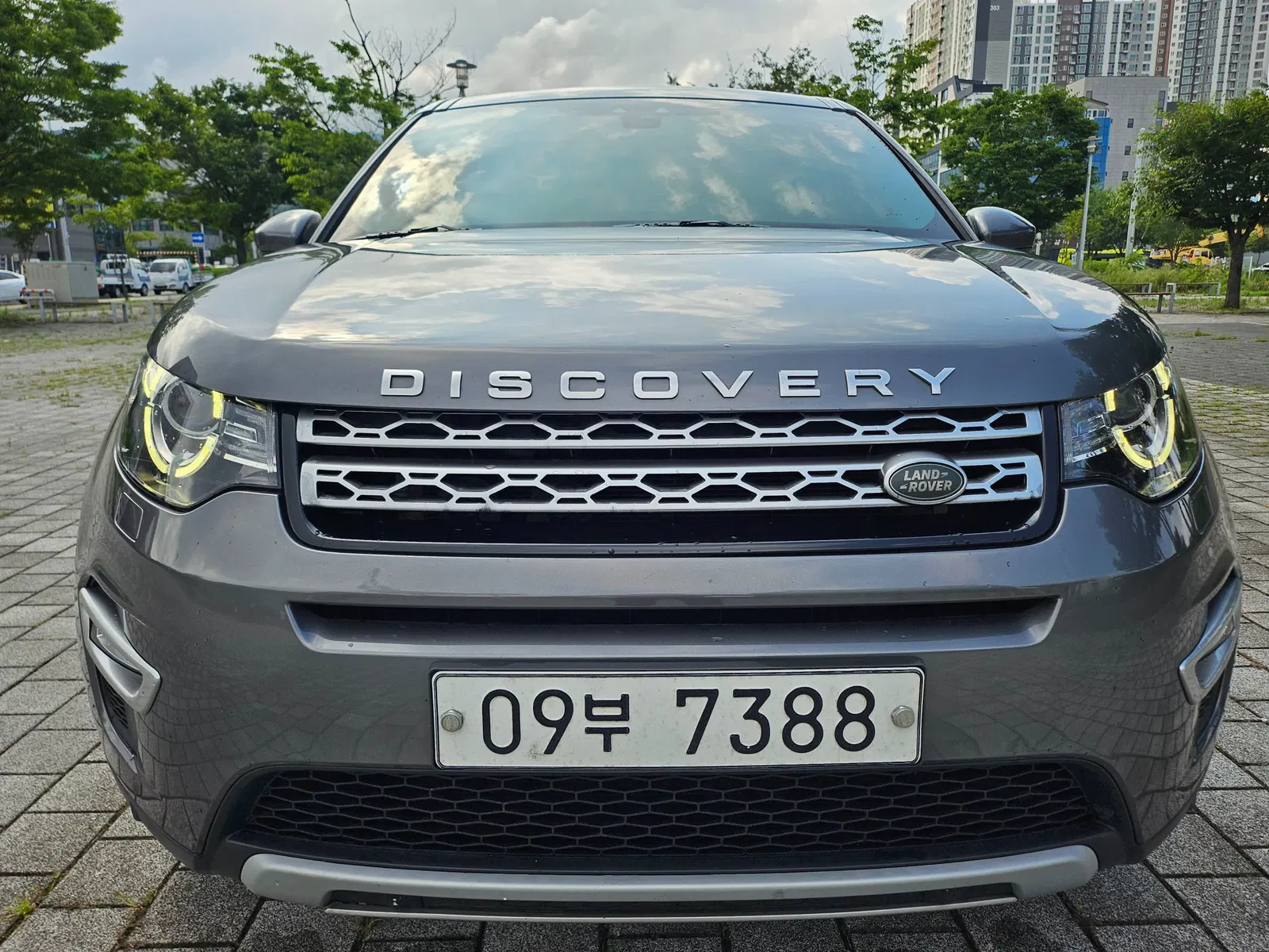 Land Rover Discovery Sport 2.0 TD4 HSE Luxury 2018 — photo 1 sur 26