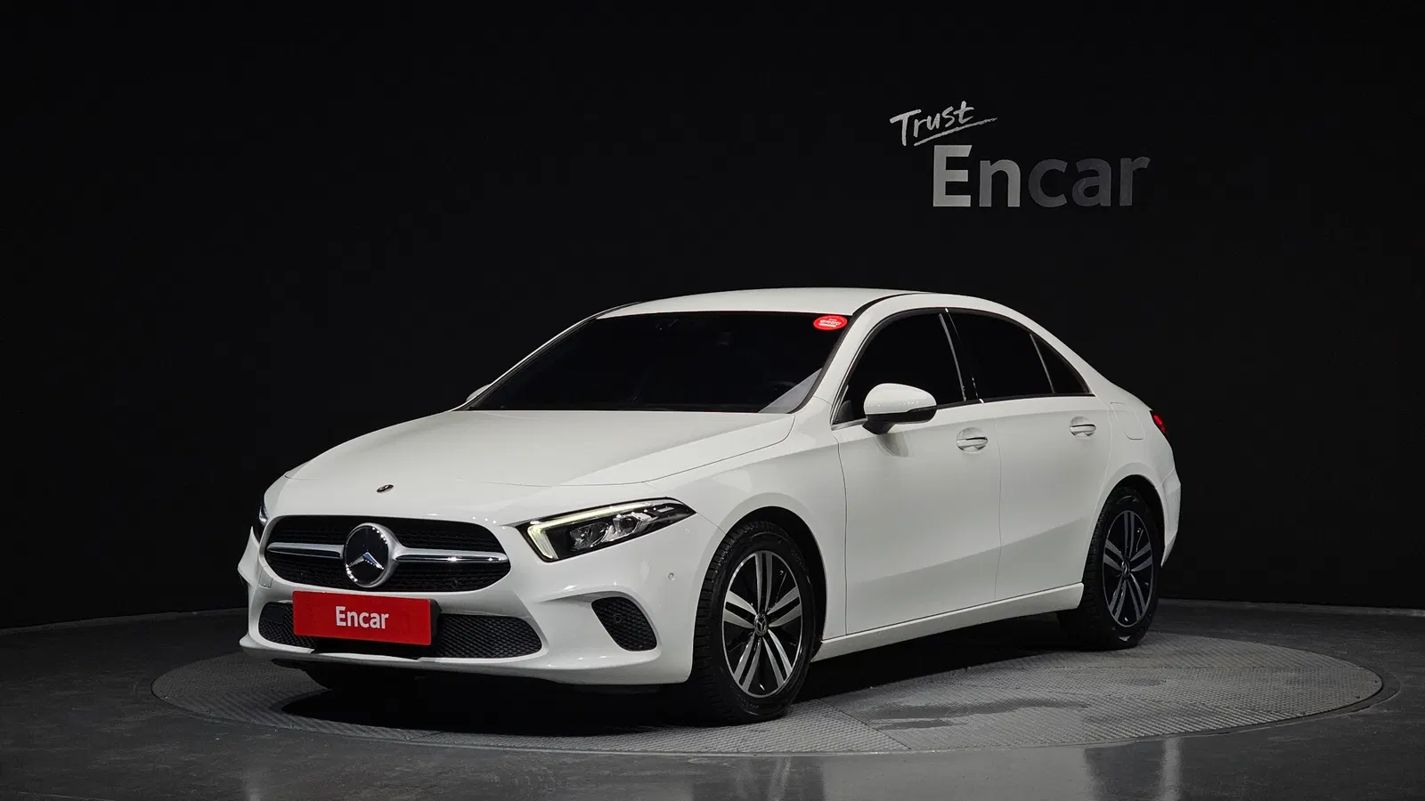 Mercedes-Benz Classe A A220 Berline (W177) 2021 — photo 1 sur 20