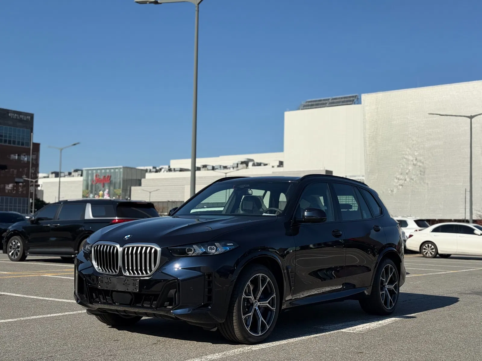 BMW X5 (G05) xDrive 30d M Sport 2026 — photo 1 sur 13
