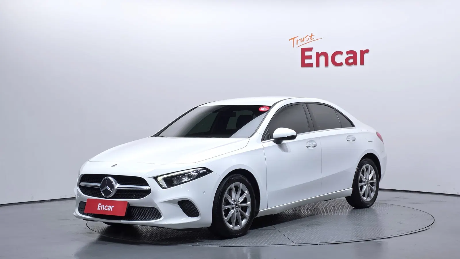 Mercedes-Benz Classe A A220 Berline (W177) 2020 — photo 1 sur 20
