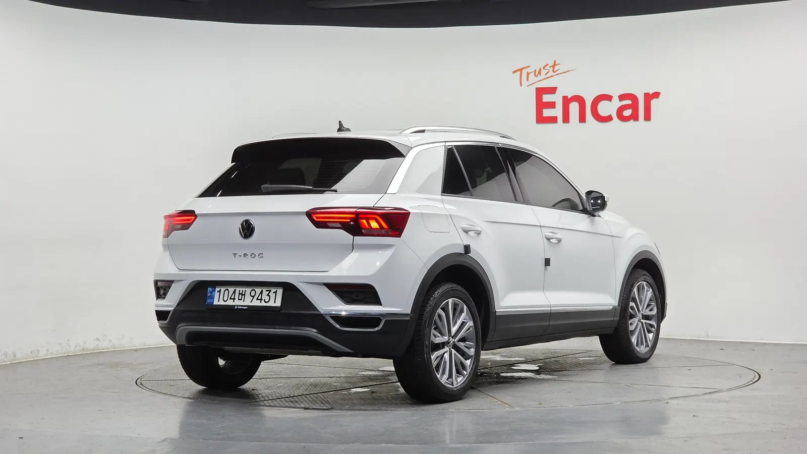 Volkswagen T-Roc 2.0 TDI Prestige 2021 — photo 1 sur 33
