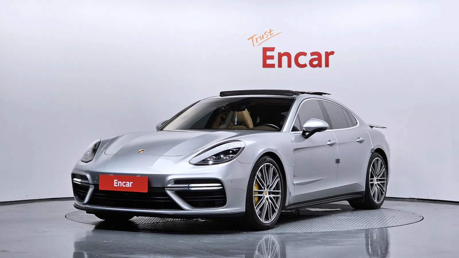 Porsche Panamera (971) 4.0 Turbo 2018 — photo 1 sur 36