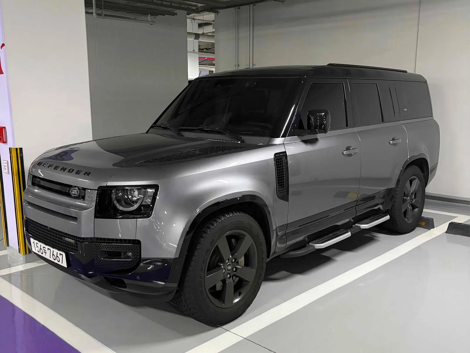 Land Rover Defender (L663) 130 P400 X-Dynamic HSE 2023 — photo 1 sur 8