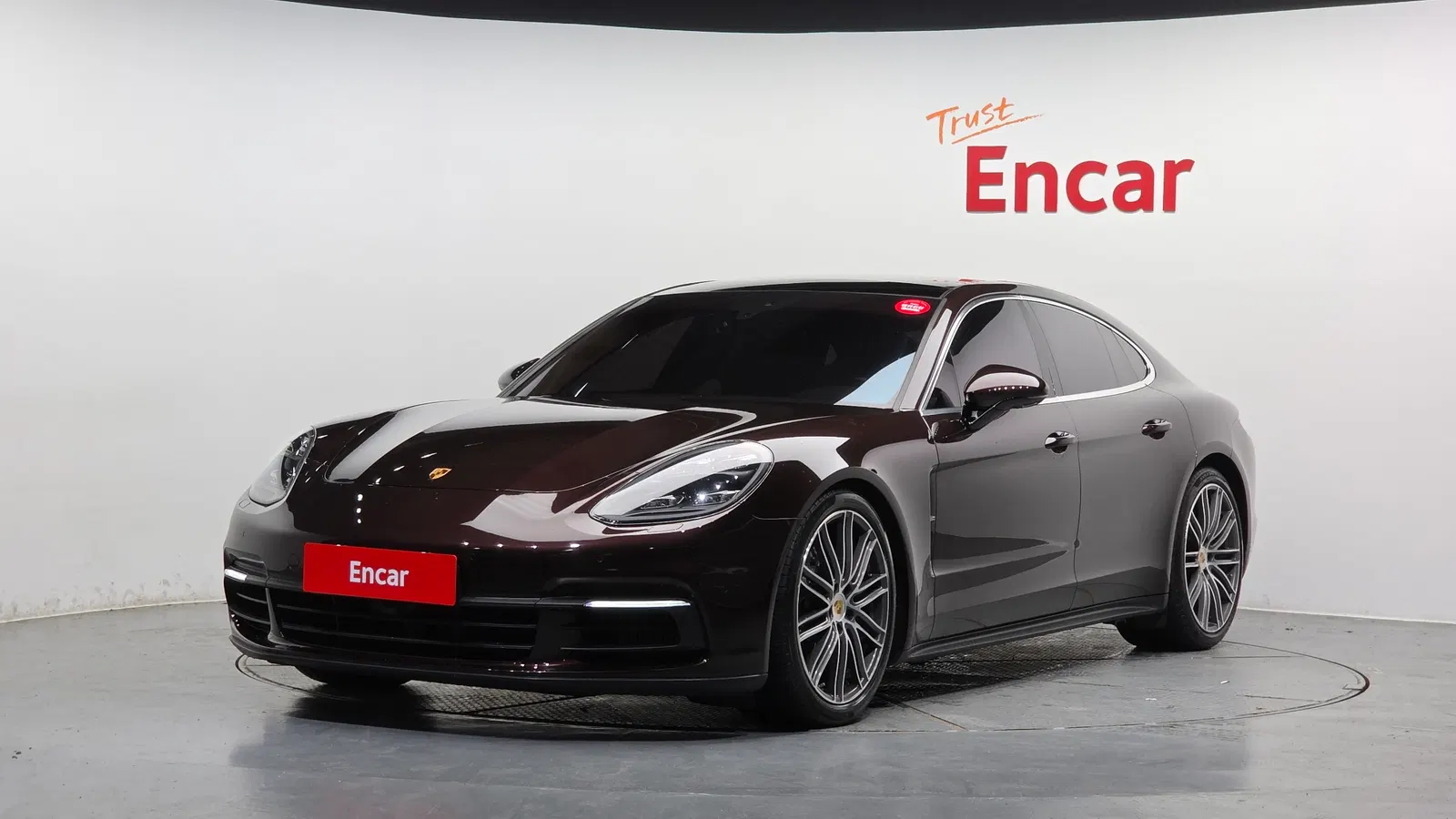 Porsche Panamera (971) 2.9 4S 2018 — photo 1 sur 40