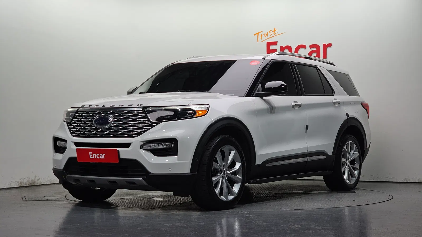Ford Explorer 6e génération 3.0 Platinum 4WD 2021 — photo 1 sur 20