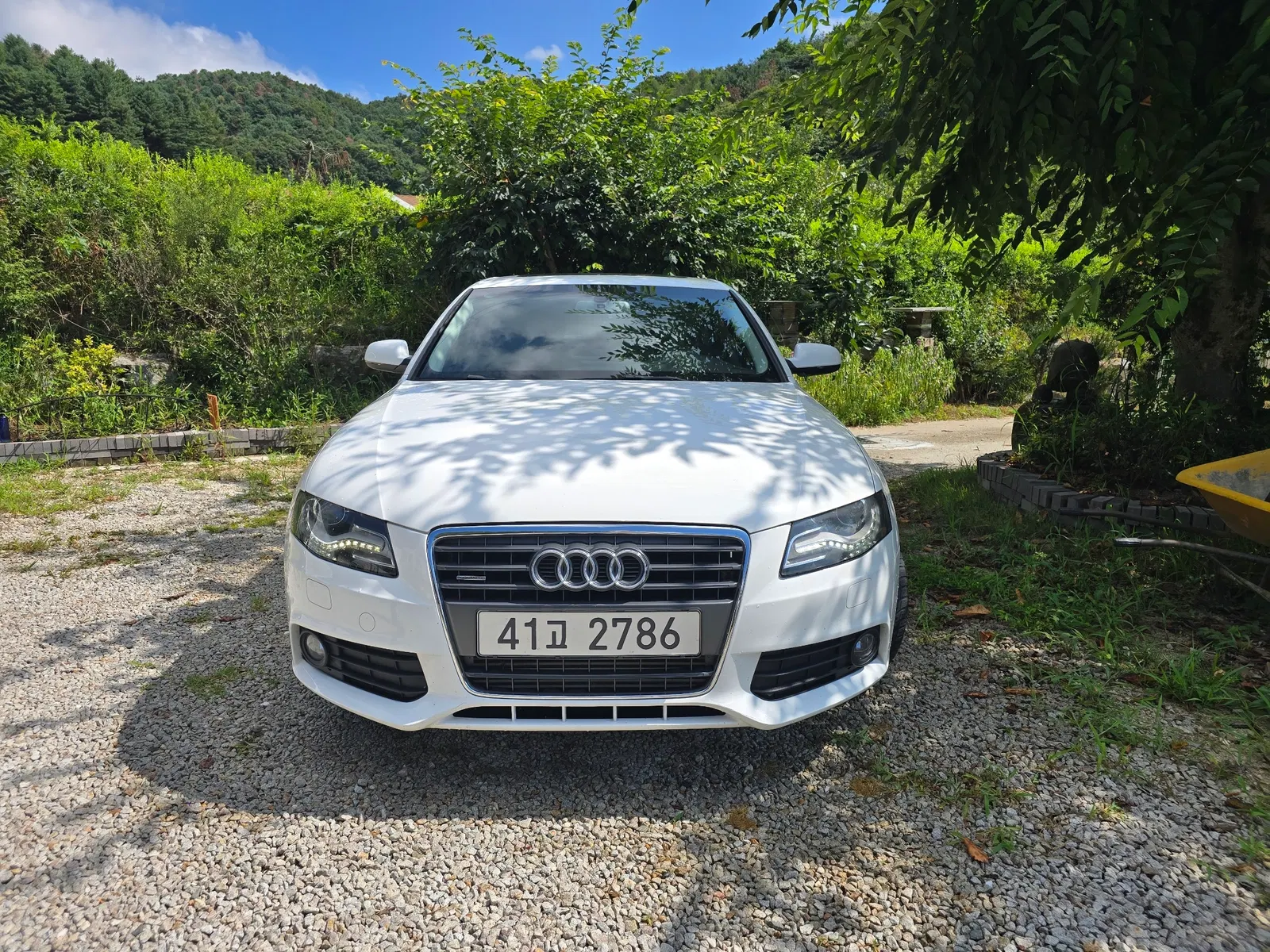 Audi A4 2.0 TFSI Quattro 2011 — photo 1 sur 26