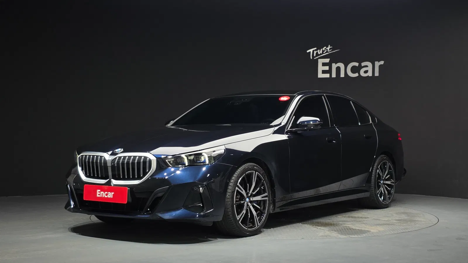 BMW Série 5 (G60) 530i xDrive M Sport 2026 — photo 1 sur 20