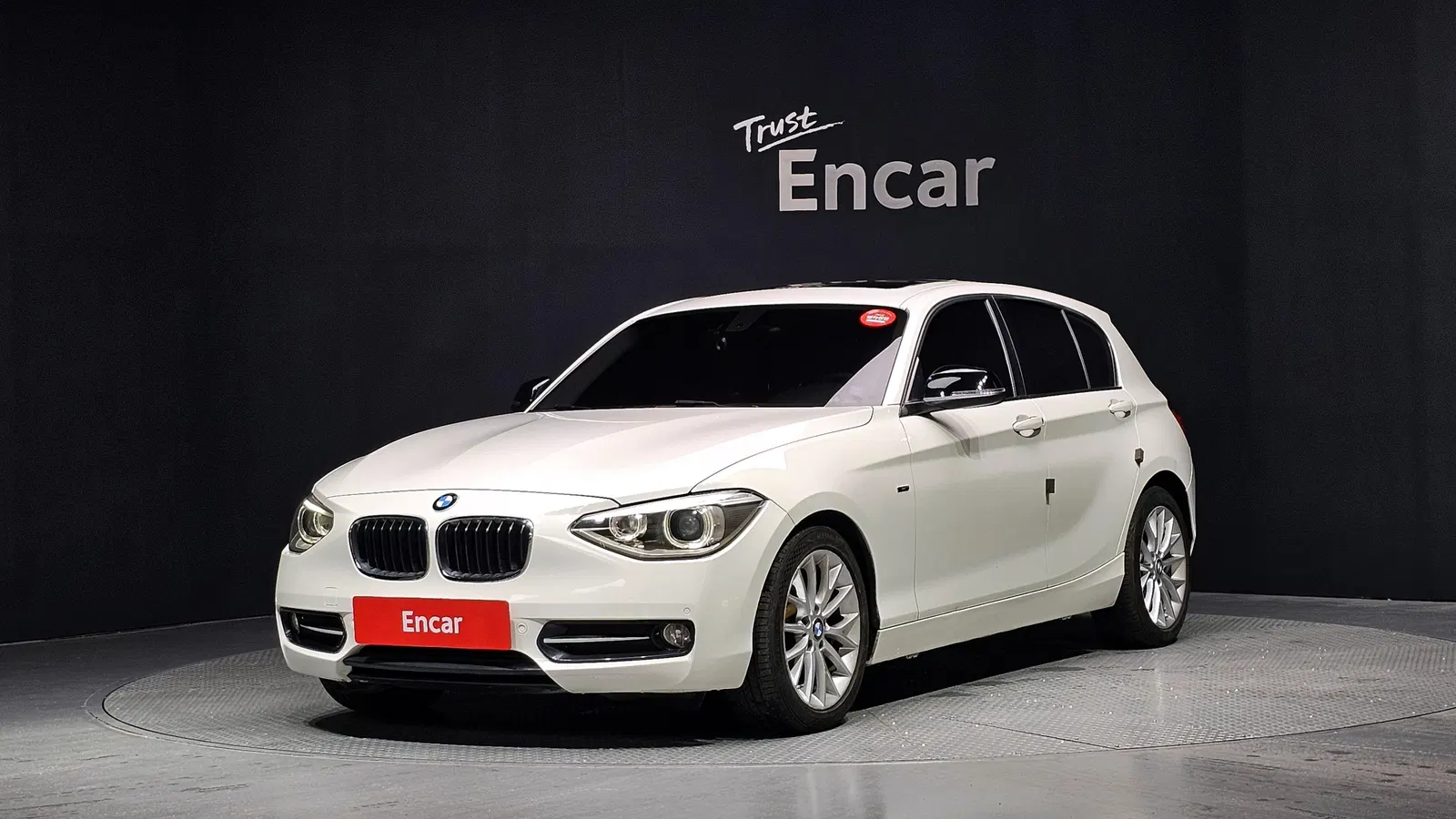 BMW Série 1 (F20) 118d Sport 5 portes 2015 — photo 1 sur 20