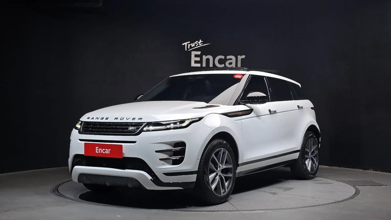 Land Rover Range Rover Evoque 2e génération P250 Dynamic SE 2024 — photo 1 sur 19
