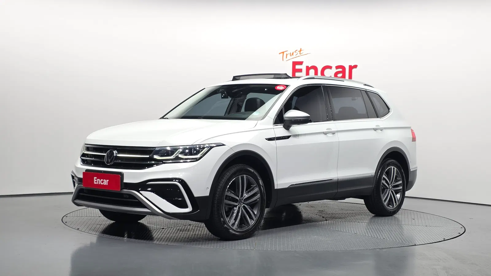 Volkswagen Tiguan Allspace 2.0 TSI Prestige 2023 — photo 1 sur 32