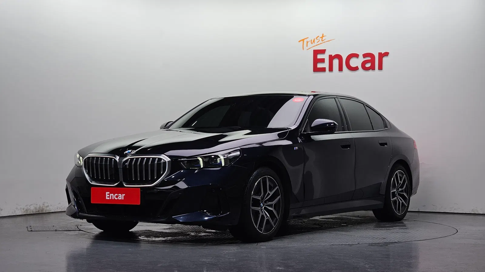 BMW Série 5 (G60) 523d M Sport 2024 — photo 1 sur 31