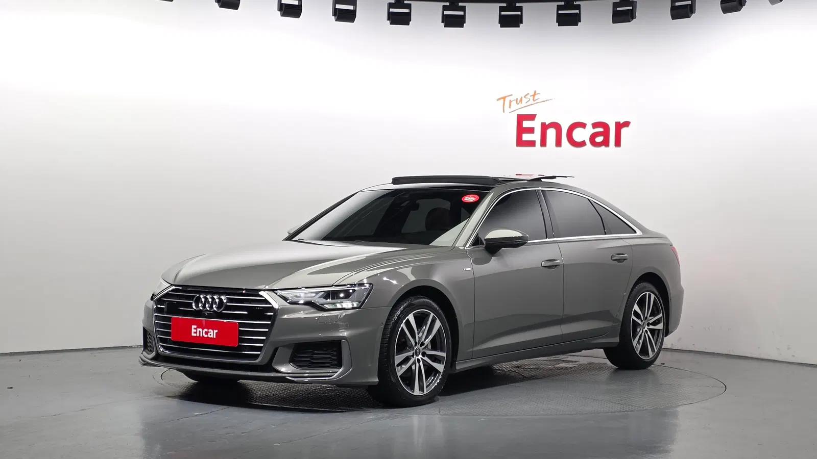 Audi A6 (C8) 40 TDI Premium 2023 — photo 1 sur 35