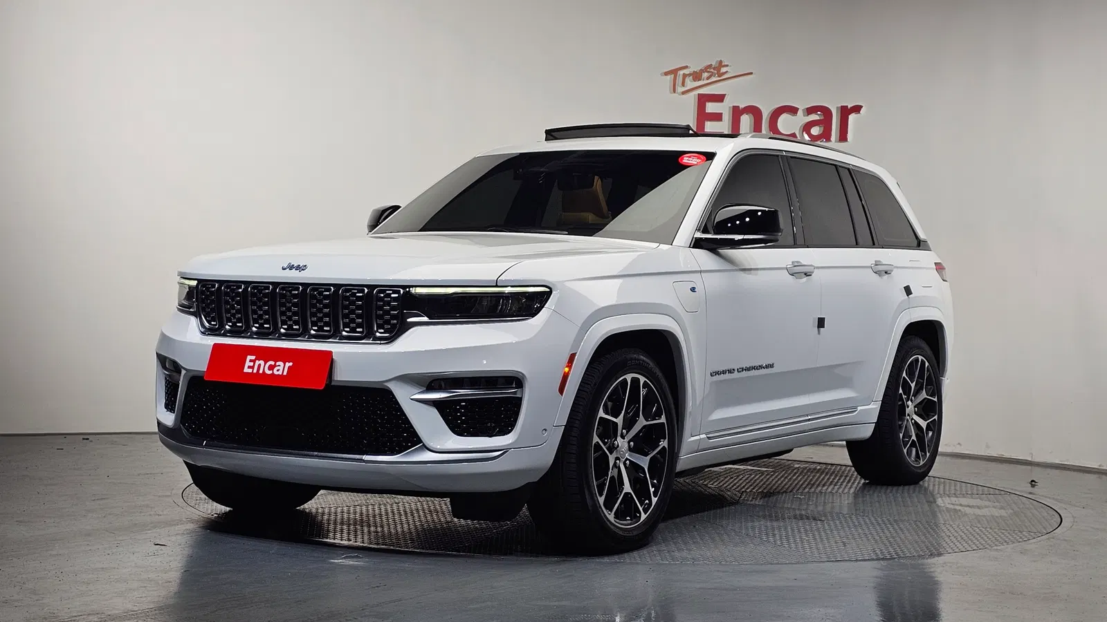 Jeep Grand Cherokee(WL) 4xe Summit Reserve 2023 — photo 1 sur 35