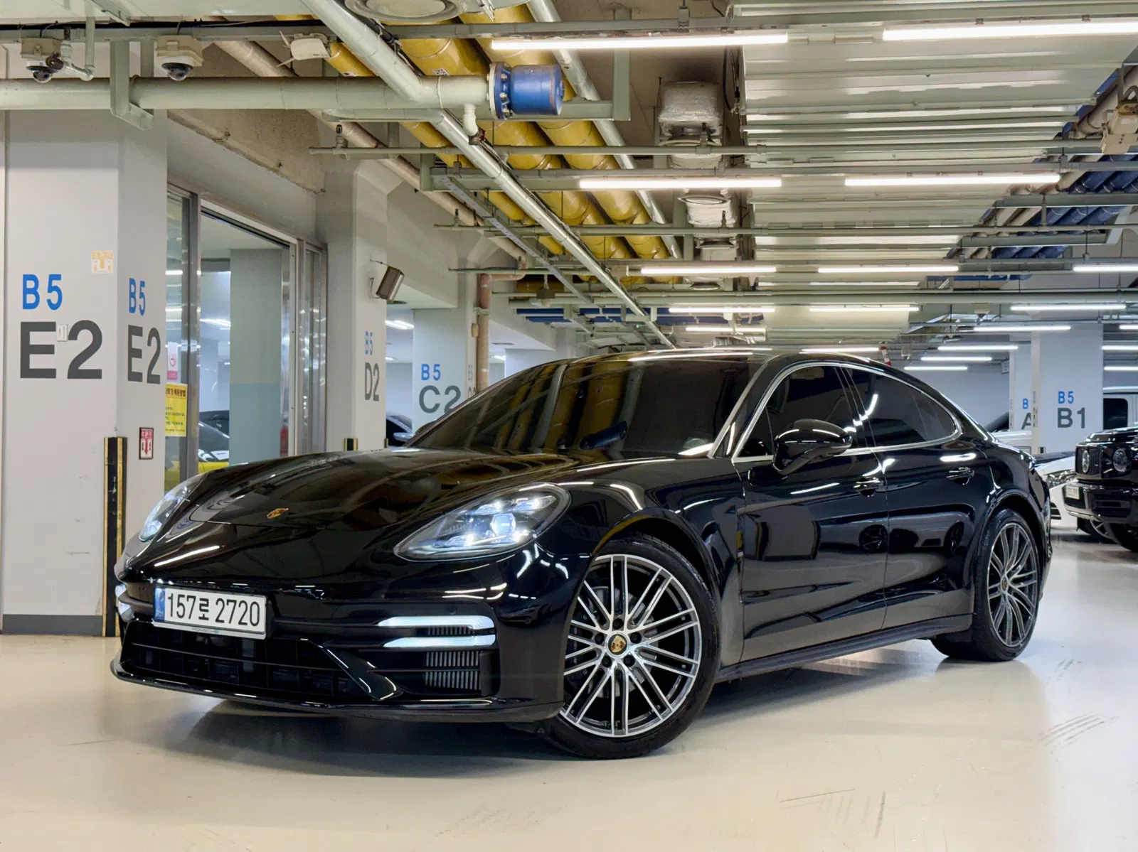 Porsche Panamera (971) 2.9 AWD 2021 — photo 1 sur 26