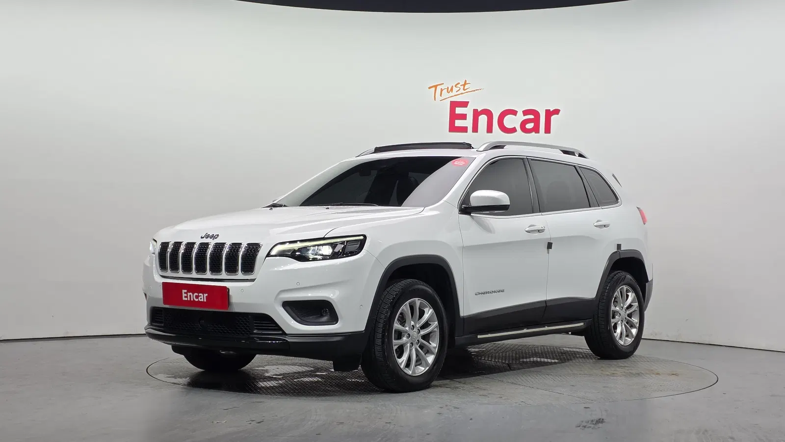 Jeep Cherokee(KL) 2.4 Longitude High AWD 2019 — photo 1 sur 36