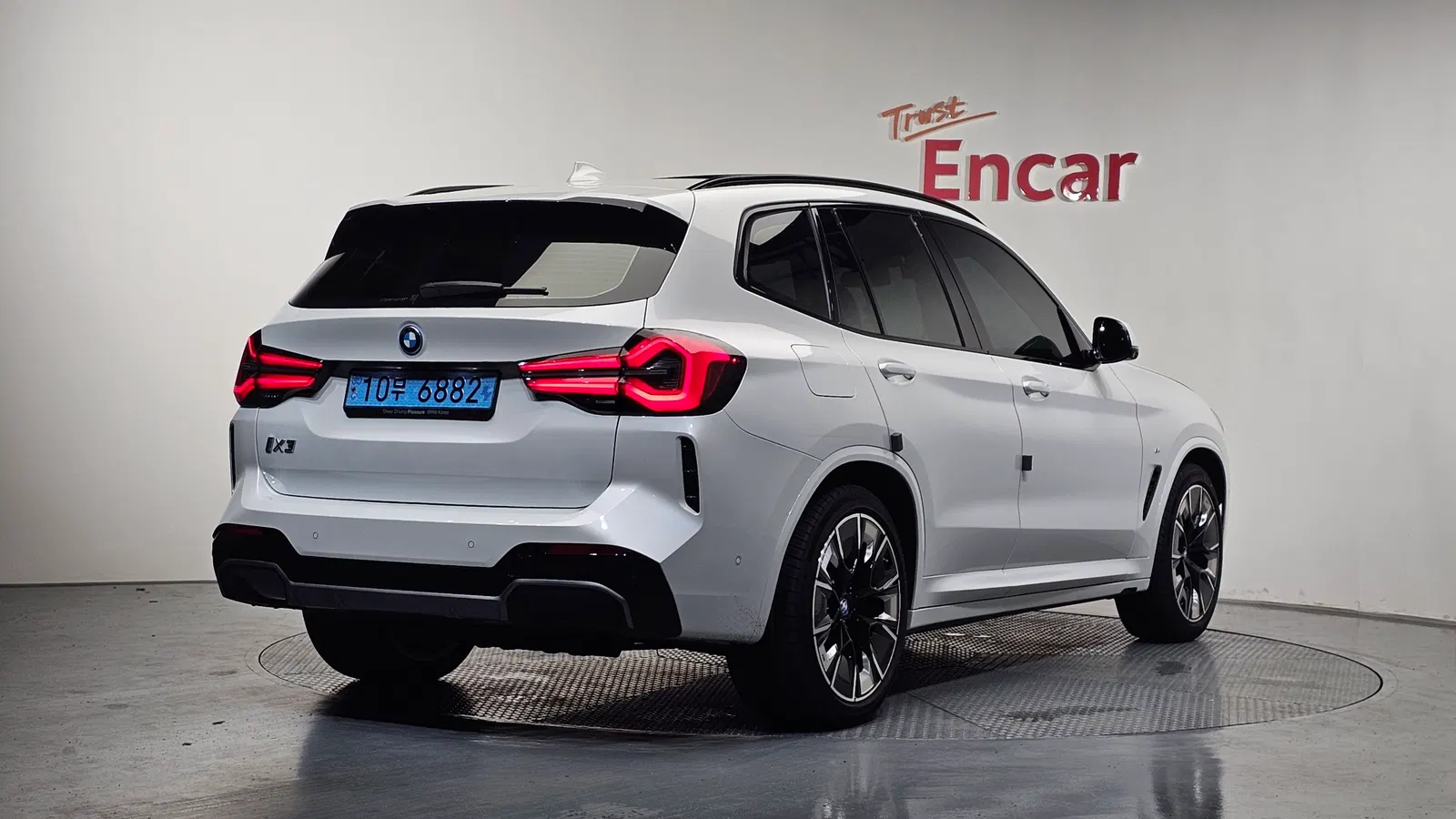 BMW iX3 M Sport 2024 — photo 1 sur 33