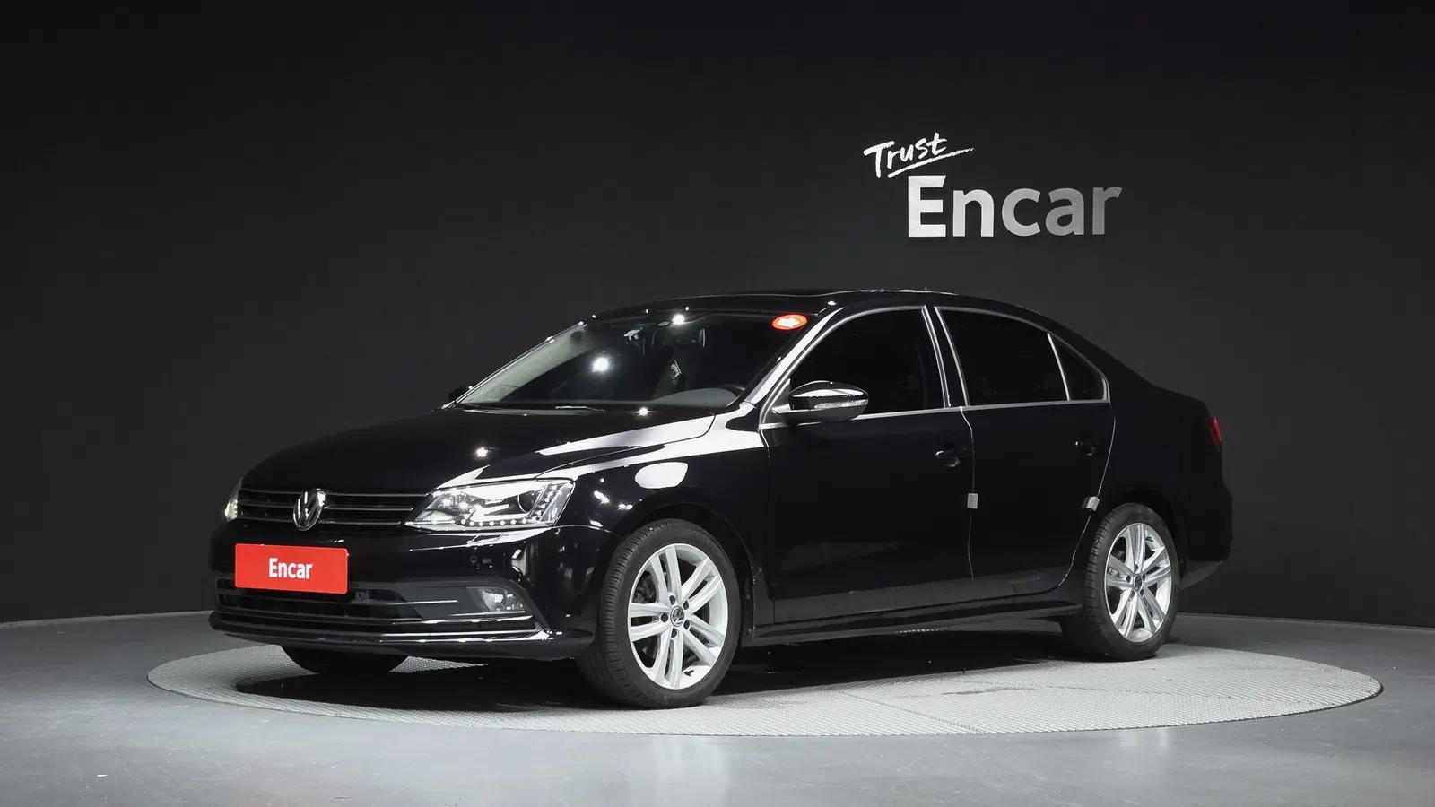 Volkswagen Jetta 2.0 TDI BlueMotion Premium 2015 — photo 1 sur 20