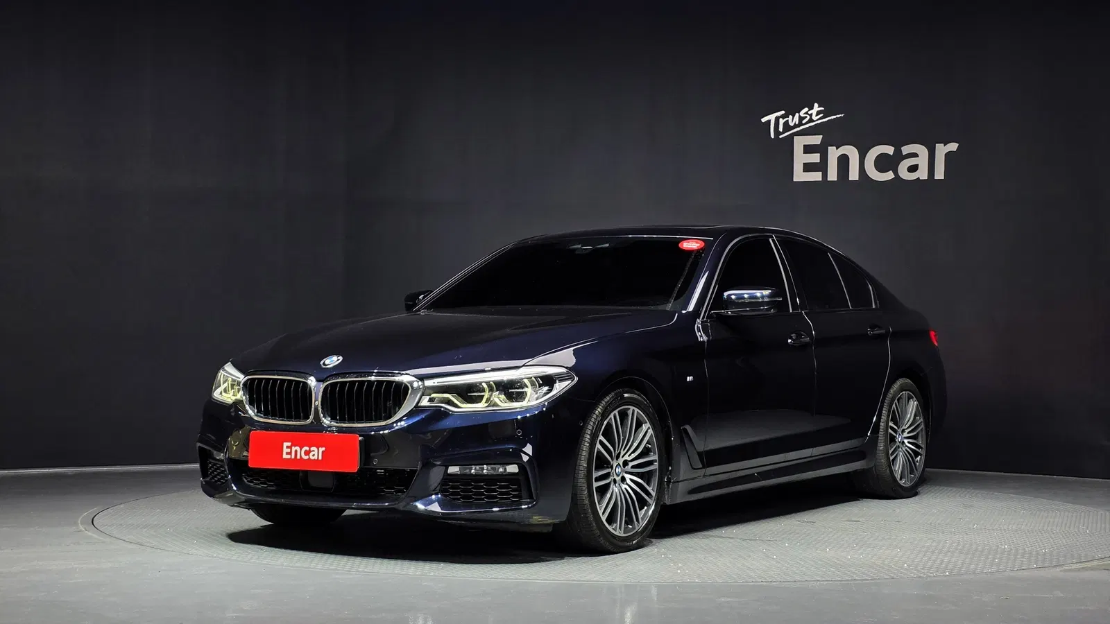 BMW Série 5 (G30) 530d M Sport 2017 — photo 1 sur 26