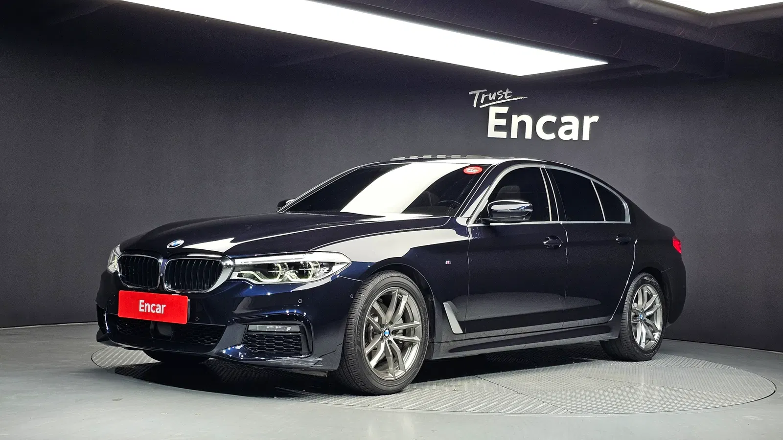 BMW Série 5 (G30) 520d M Sport Plus 2020 — photo 1 sur 35