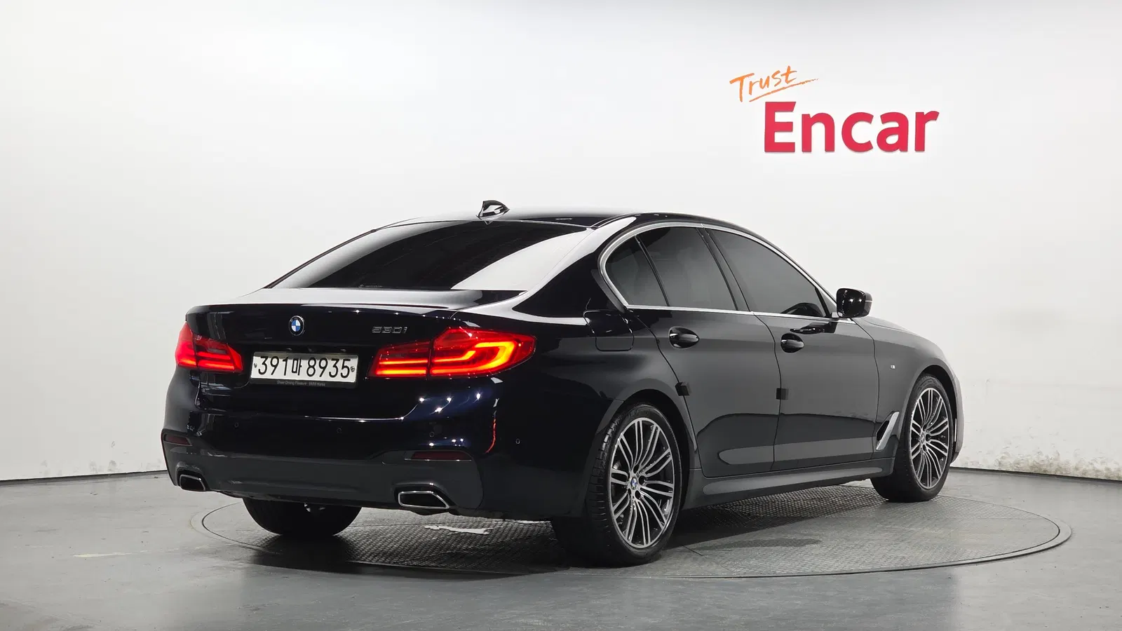 BMW Série 5 (G30) 530i M Sport Plus 2020 — photo 1 sur 34