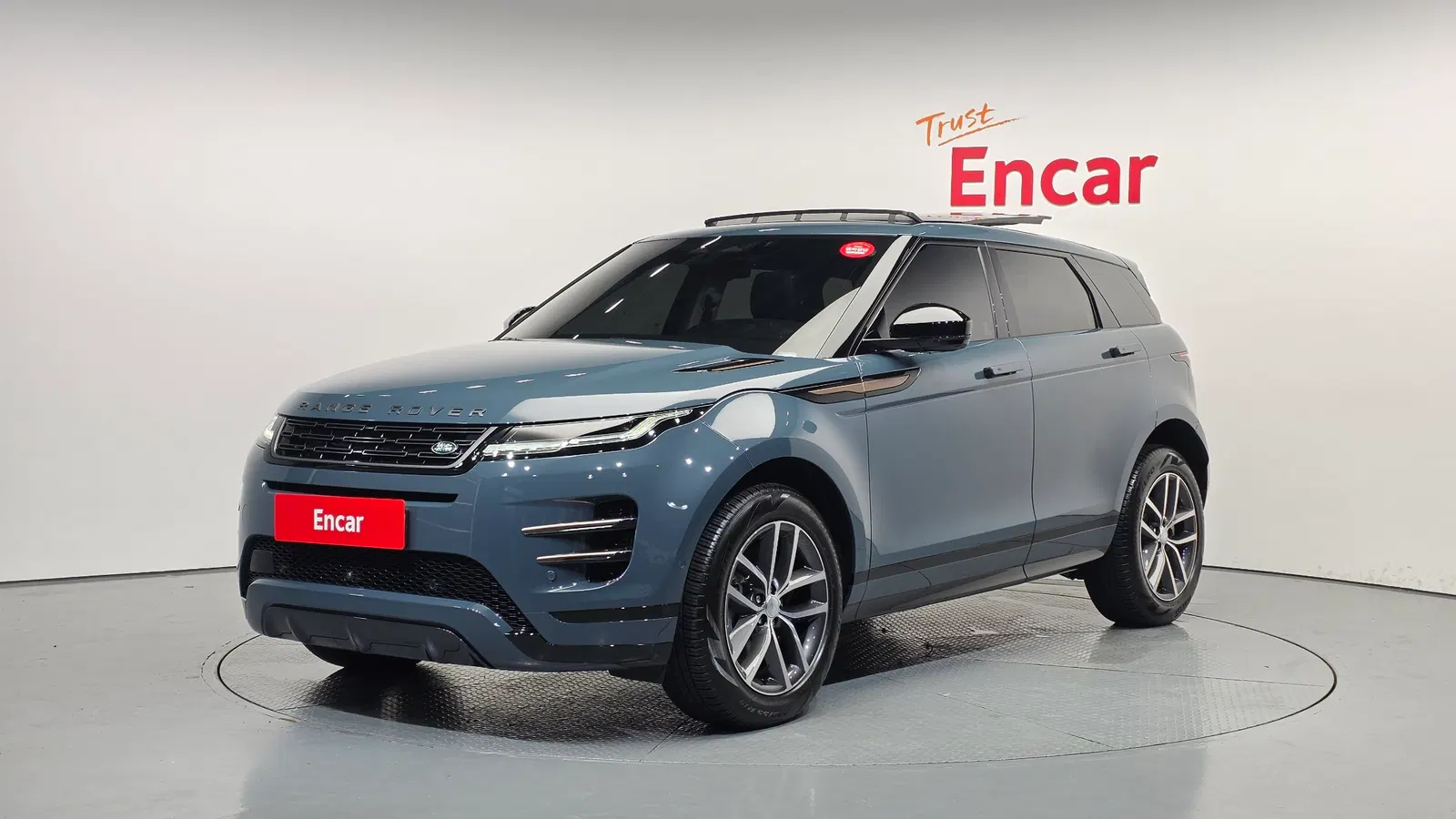 Land Rover Range Rover Evoque 2e génération P250 Dynamic SE 2024 — photo 1 sur 33