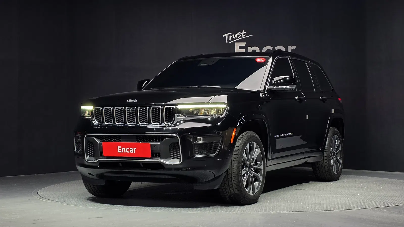 Jeep Grand Cherokee(WL) 3.6 Overland 2023 — photo 1 sur 20