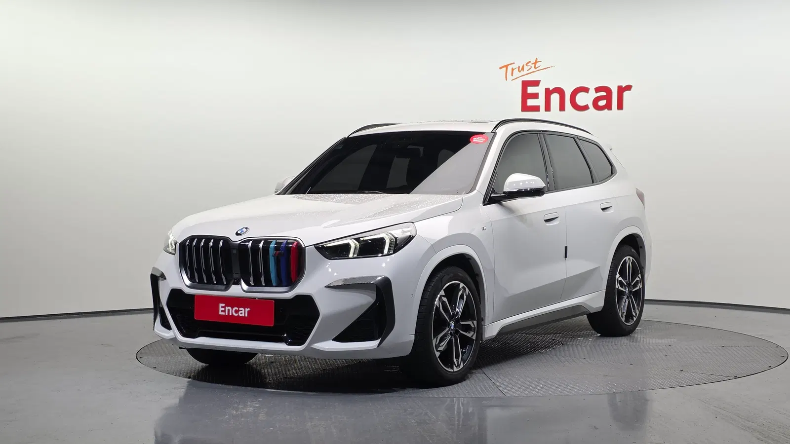 BMW X1 (U11) sDrive 20i M Sport 2024 — photo 1 sur 43