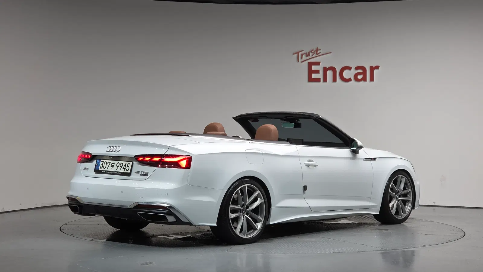 Audi A5 (F5) 45 TFSI Quattro Premium Cabriolet 2021 — photo 1 sur 32