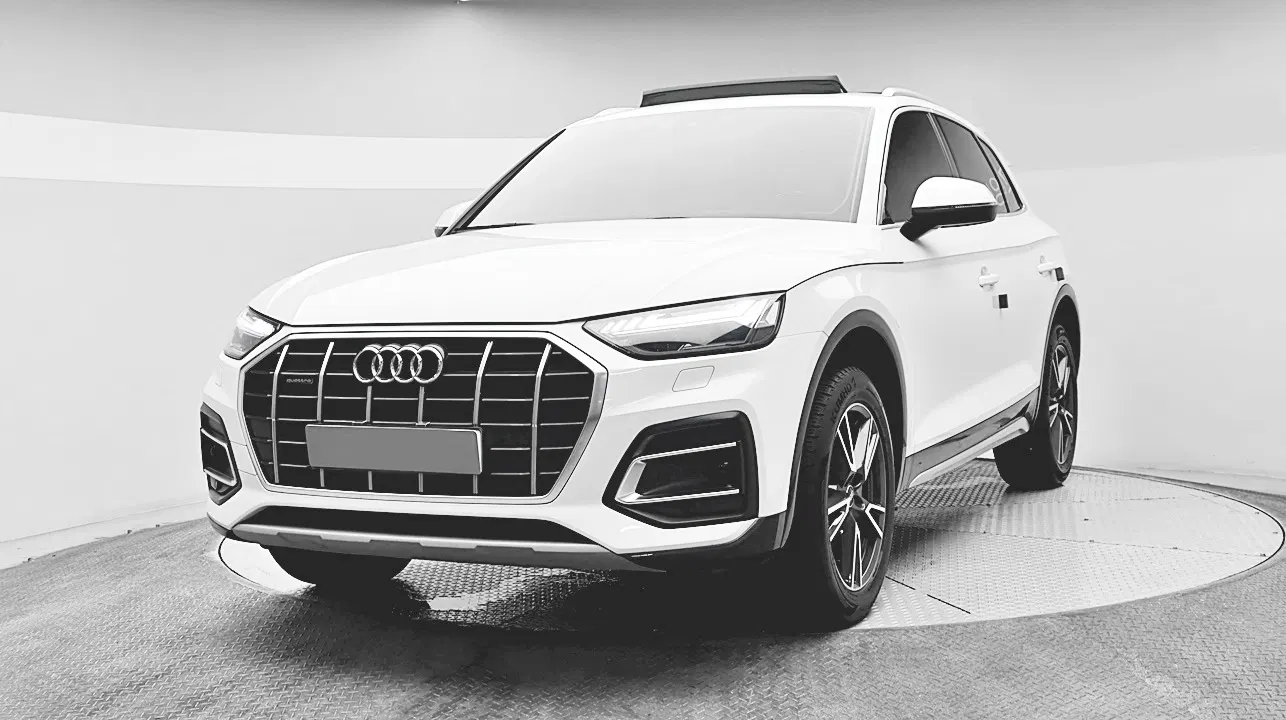 Audi Q5 (FY) 45 TFSI Quattro 2021 — photo 1 sur 26