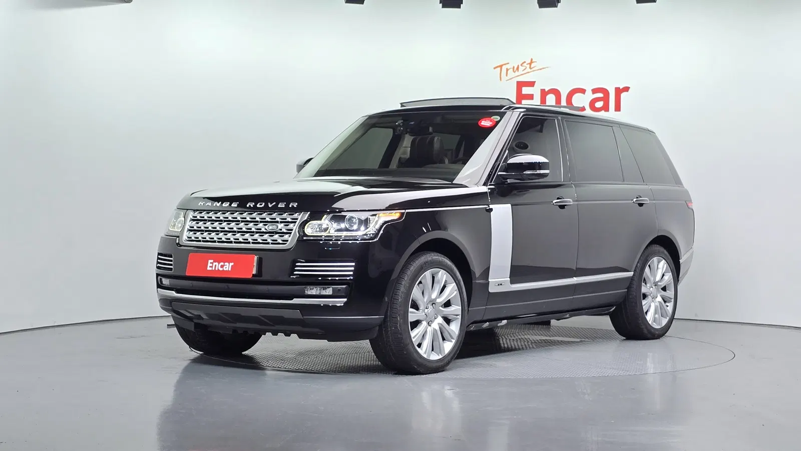 Land Rover Range Rover 4e génération 5.0 SC Vogue SE LWB 2016 — photo 1 sur 20