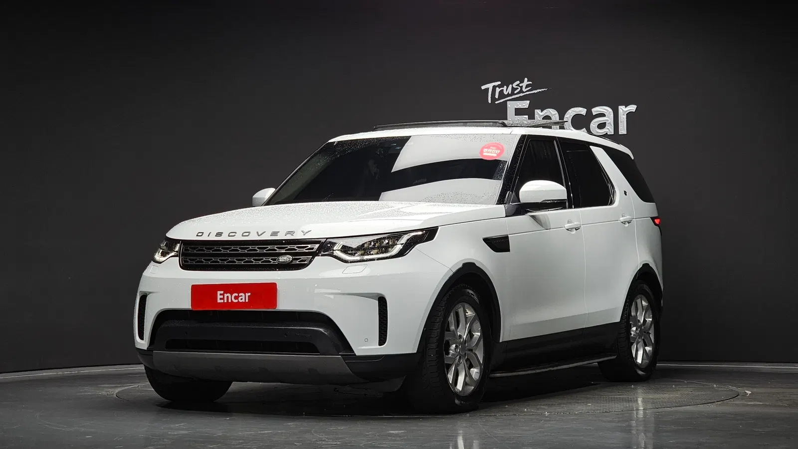 Land Rover Discovery 5 3.0 SD6 SE 2019 — photo 1 sur 20