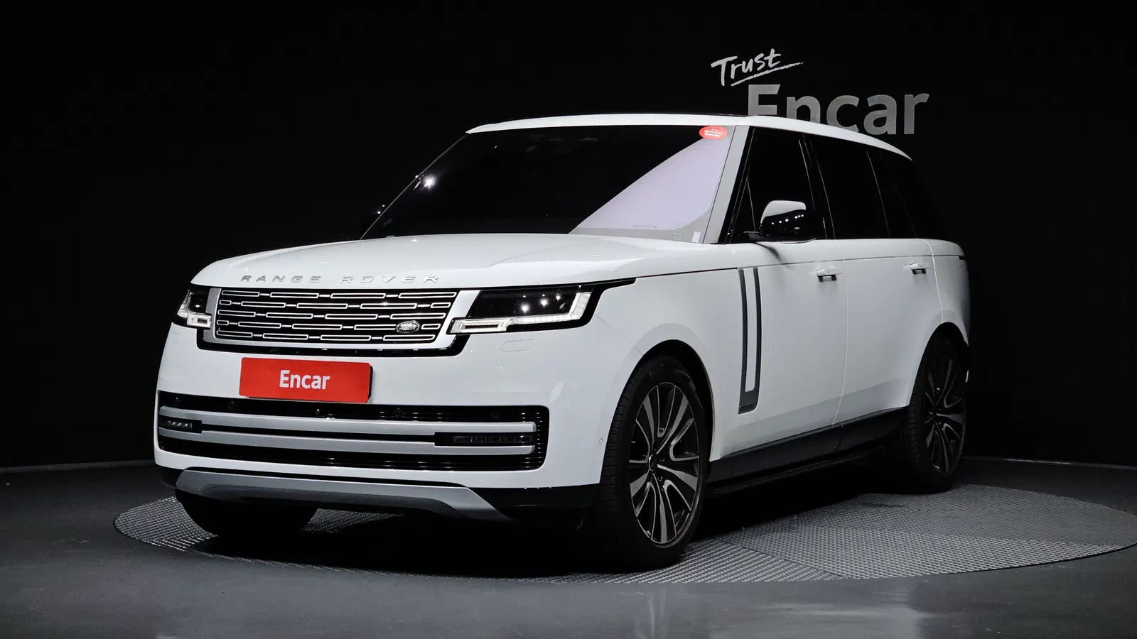 Land Rover Range Rover 5e génération P530 AB LWB 2023 — photo 1 sur 42