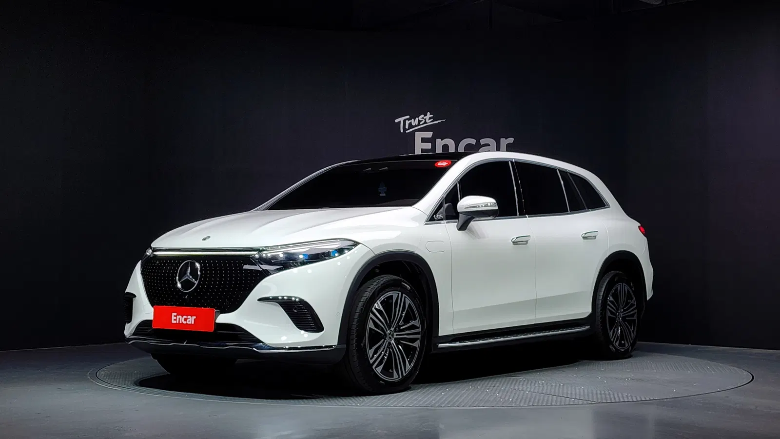 Mercedes-Benz EQS EQS450 4MATIC OnLineEdition SUV (X296) 2024 — photo 1 sur 39