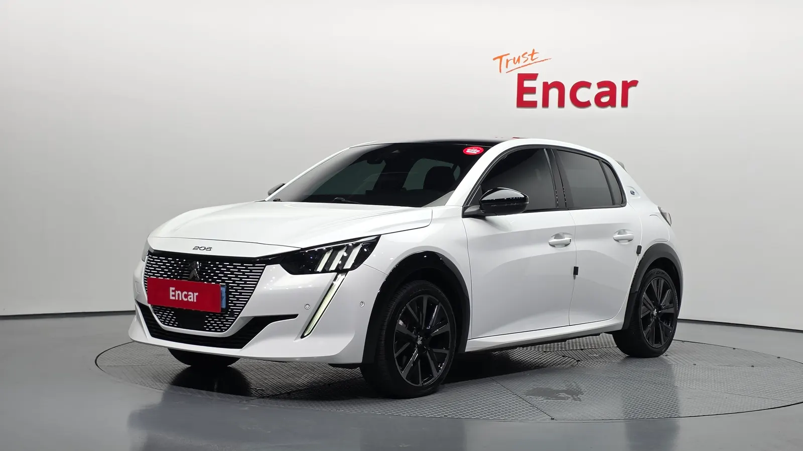Peugeot e-208 2e génération GT 2023 — photo 1 sur 30