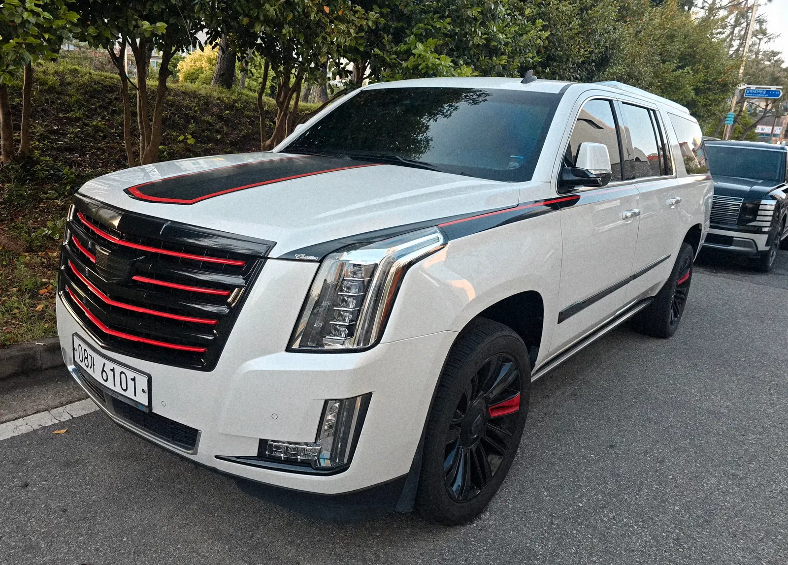 Cadillac Escalade 6.2 ESV 2016 — photo 1 sur 18