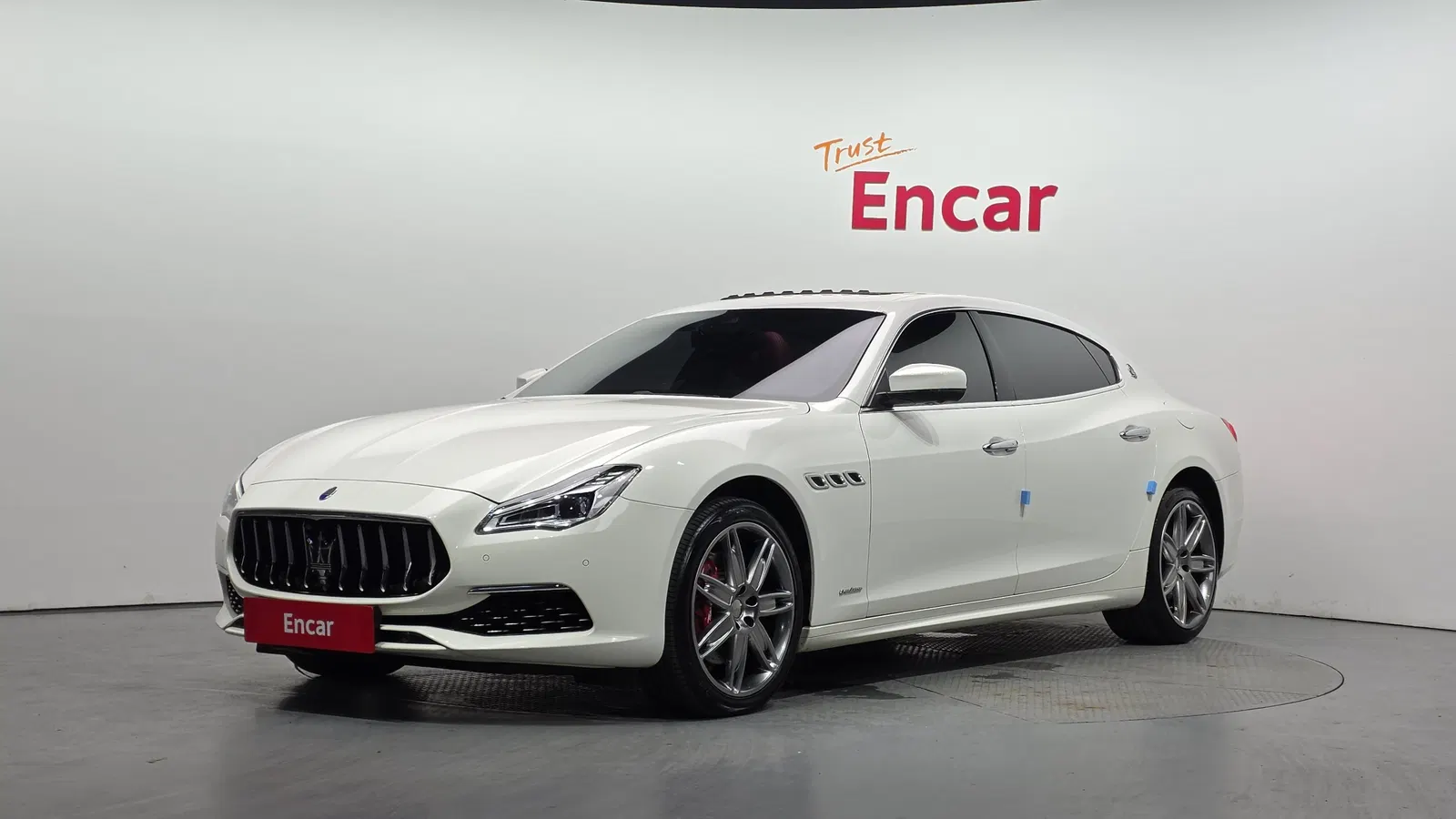 Maserati Quattroporte 3.0 Diesel GranLusso 2019 — photo 1 sur 20