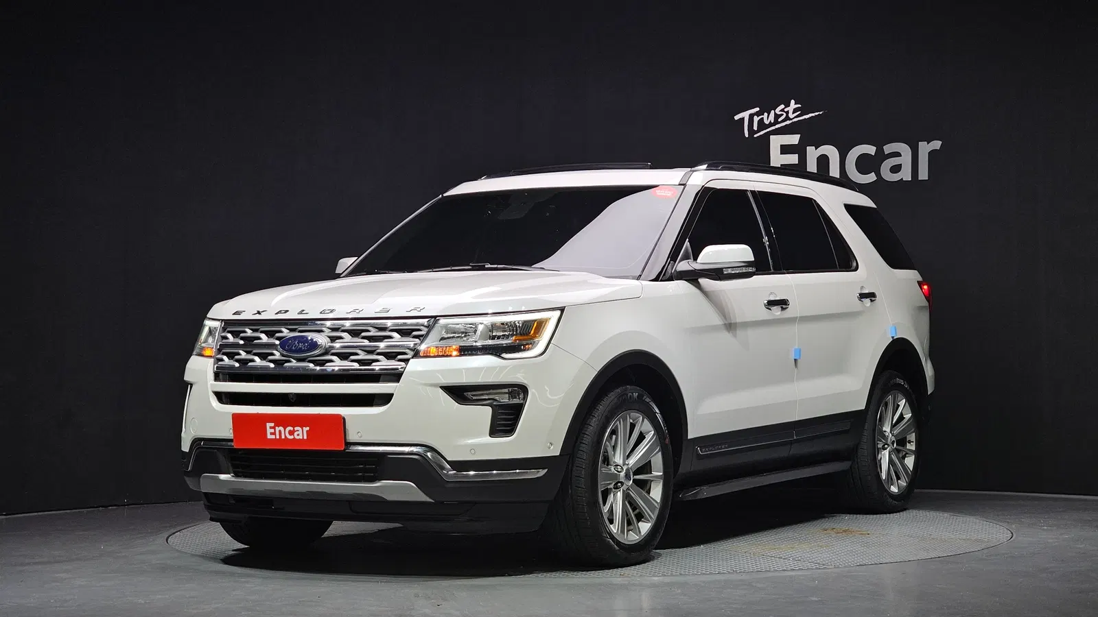 Ford Explorer 2.3 Limited 4WD 2019 — photo 1 sur 20
