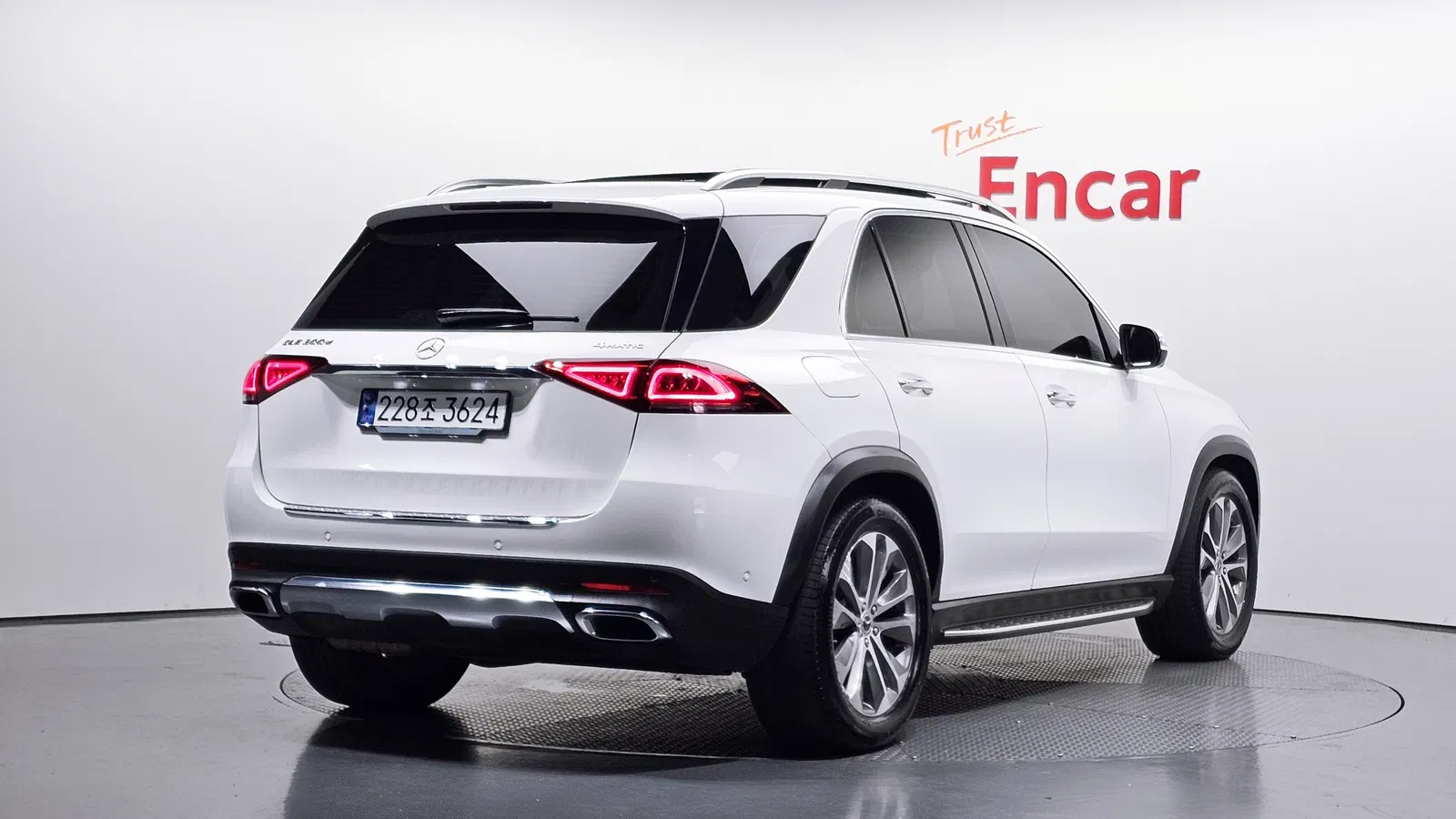 Mercedes-Benz GLE GLE300d 4MATIC (W167) 2023 — photo 1 sur 33