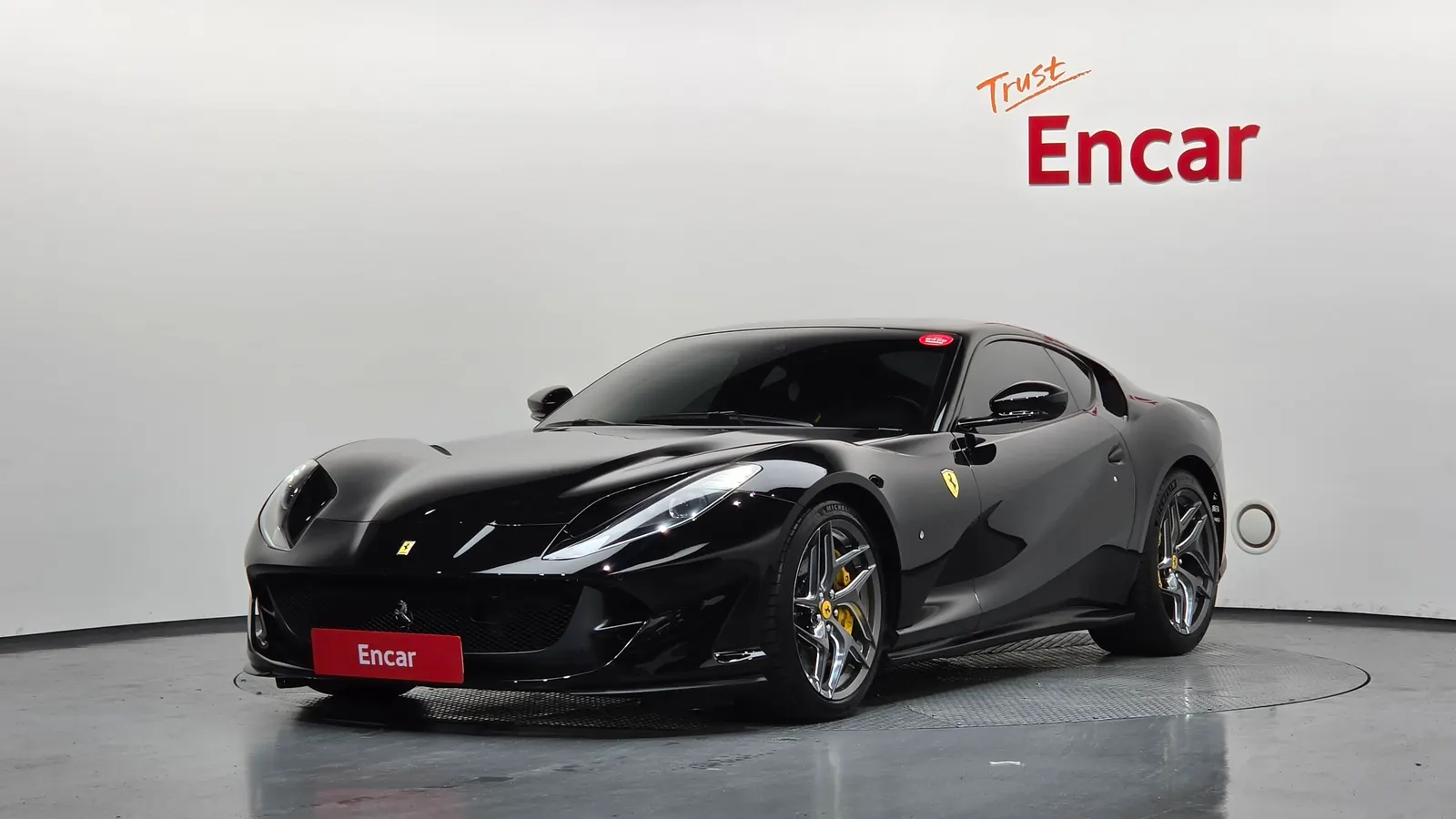 Ferrari 812 Superfast 6.5 V12 2020 — photo 1 sur 20