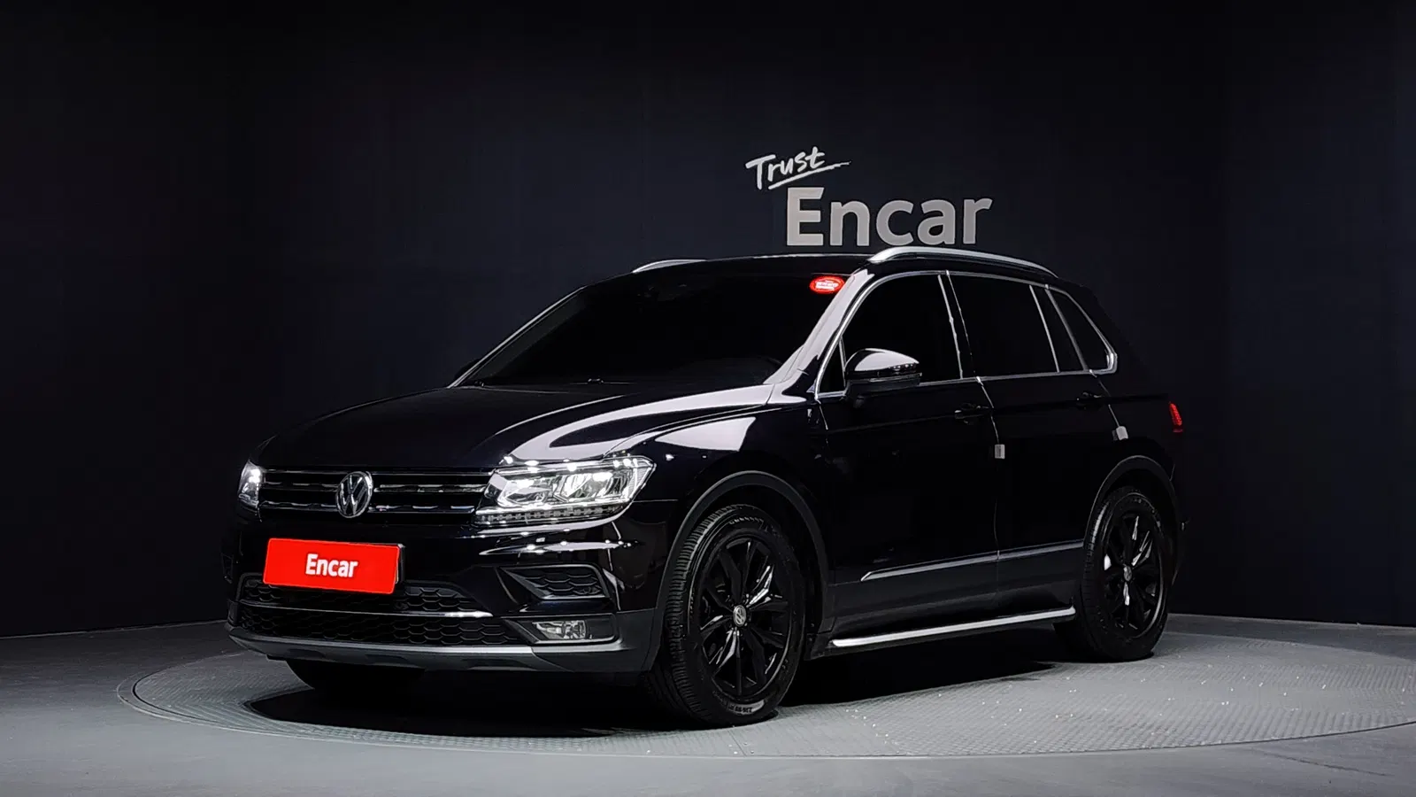 Volkswagen Tiguan 2e génération 2.0 TDI Premium 2020 — photo 1 sur 34