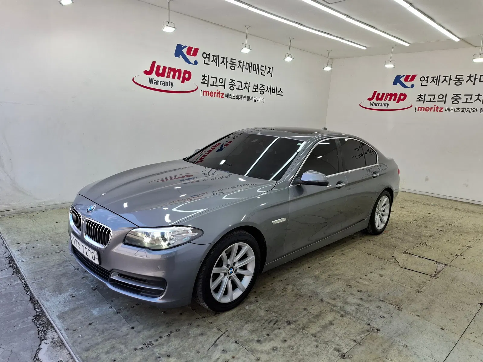 BMW Série 5 (F10) 528i xDrive 2014 — photo 1 sur 8