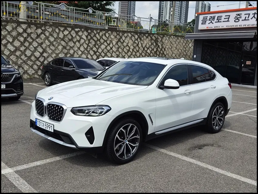 BMW X4 (G02) xDrive20i xLine 2025 — photo 1 sur 20