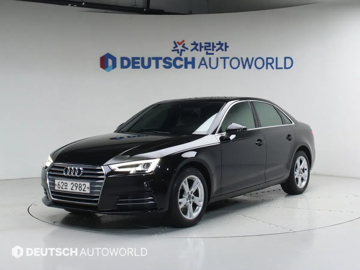 Audi A4 (B9) 30 TDI Premium 2018 — photo 1 sur 26