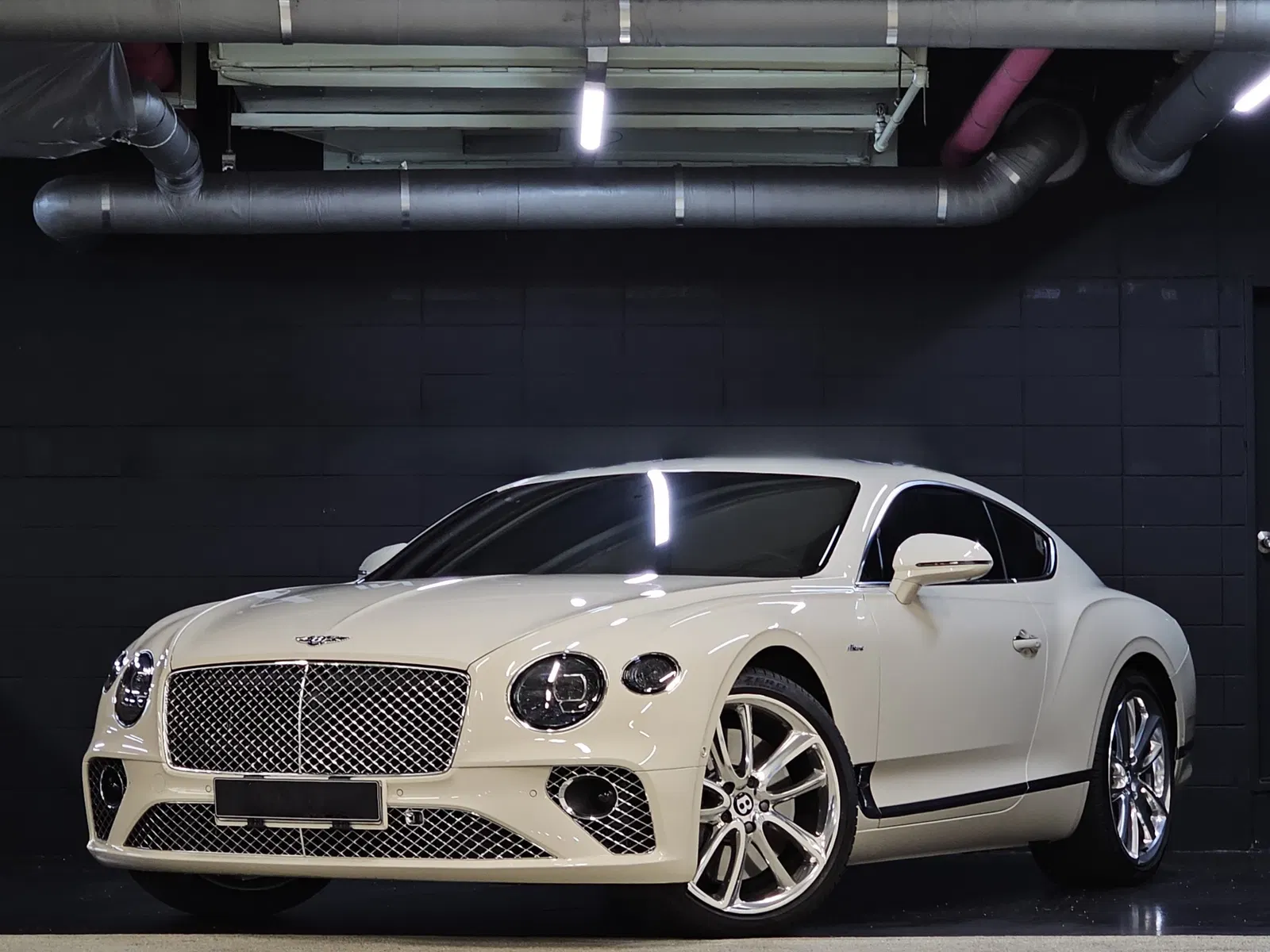 Bentley Continental GT 3e génération 4.0 GT Azure 2023 — photo 1 sur 26