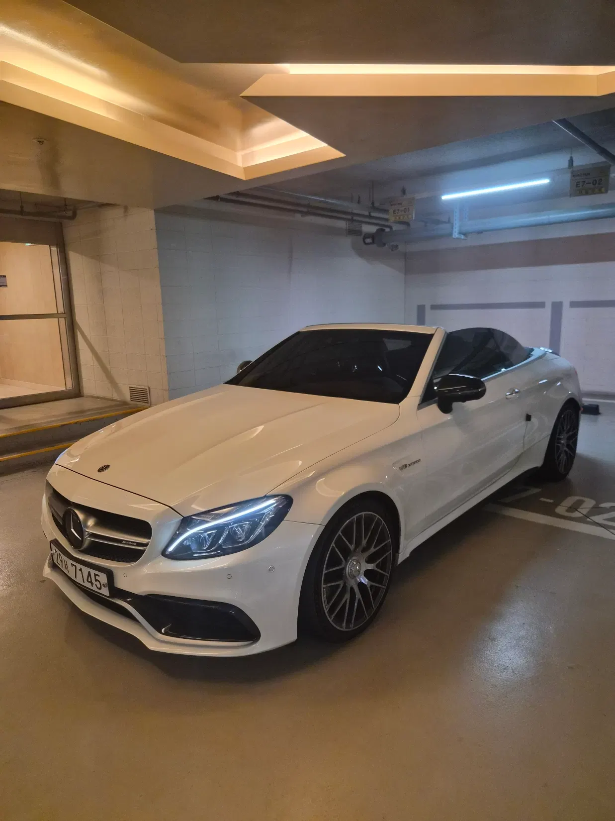 Mercedes-AMG Classe C C63 Cabriolet (W205) 2017 — photo 1 sur 26